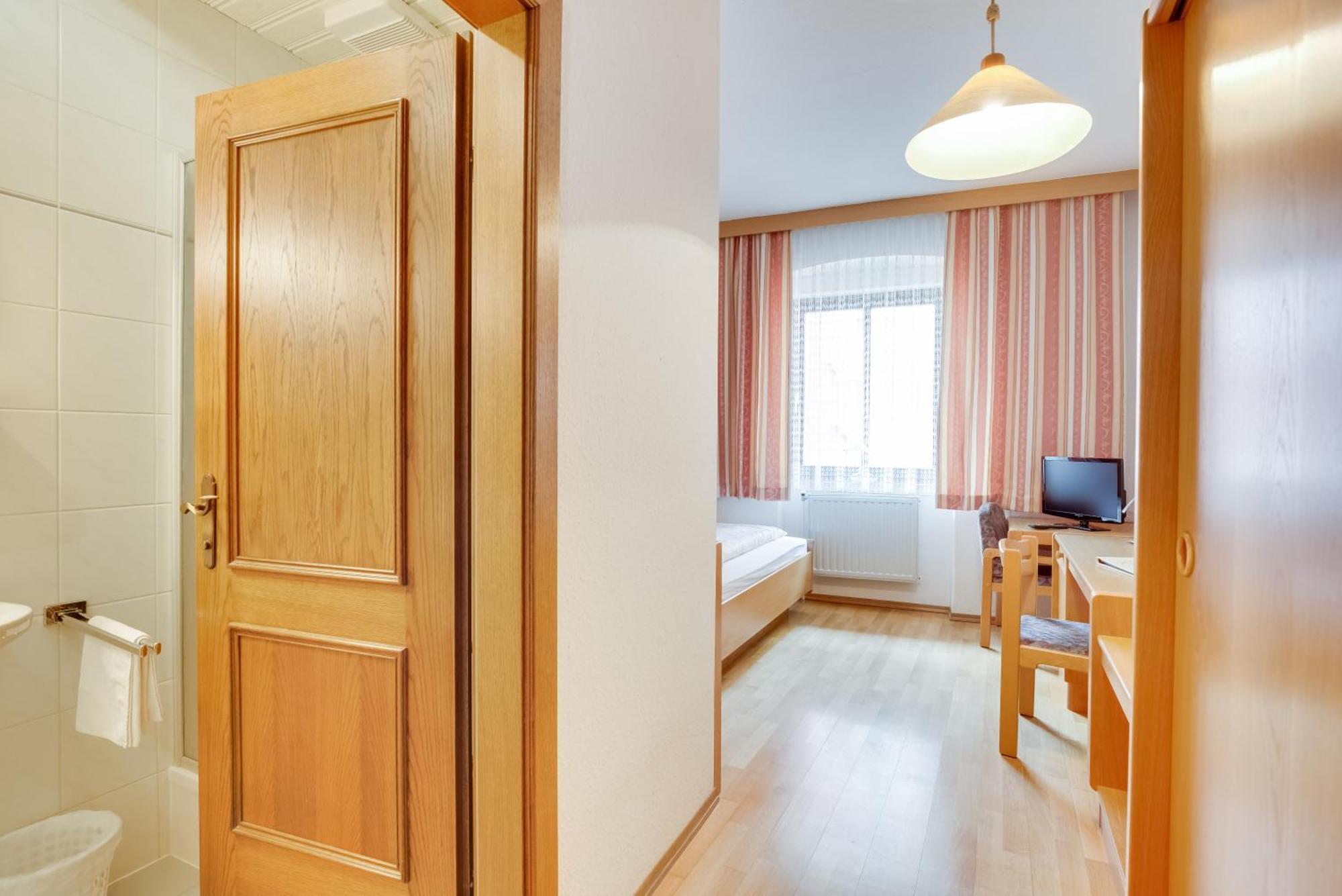 Hotel Himmelreich Mariazell Exterior photo